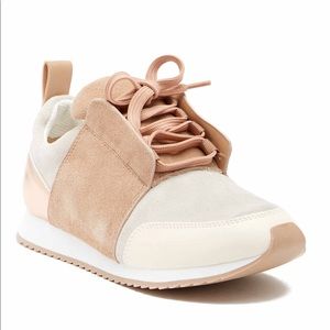 Dolce Vita Rikky Suede Sneaker sz 8